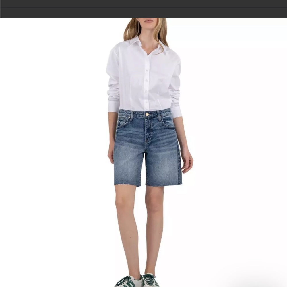 Kut from the Kloth Blue Denim Bermuda Shorts Hailey fits size 6